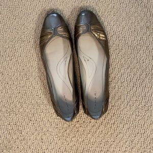 Bronze Size 9 Tahari Flats